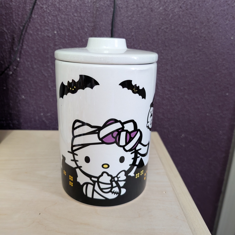 Hello Kitty Halloween Ceramic Jar